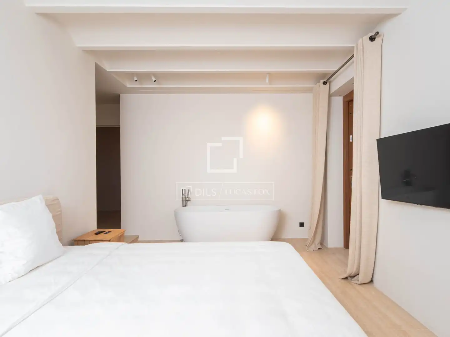Habitación de Casa o chalet en venta en Santa Eulària des Riu con Aire acondicionado, Calefacción y Jardín privado