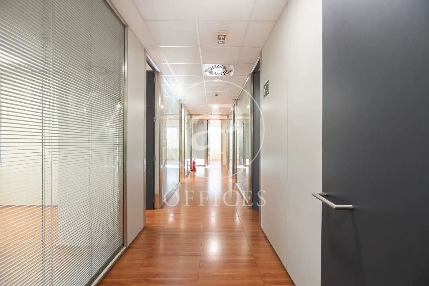 Office space with lift to rent in Carrer del Plom, imagen 31