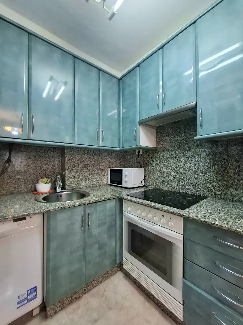 Cocina de Piso en venta en Vigo  con Trastero y Amueblado