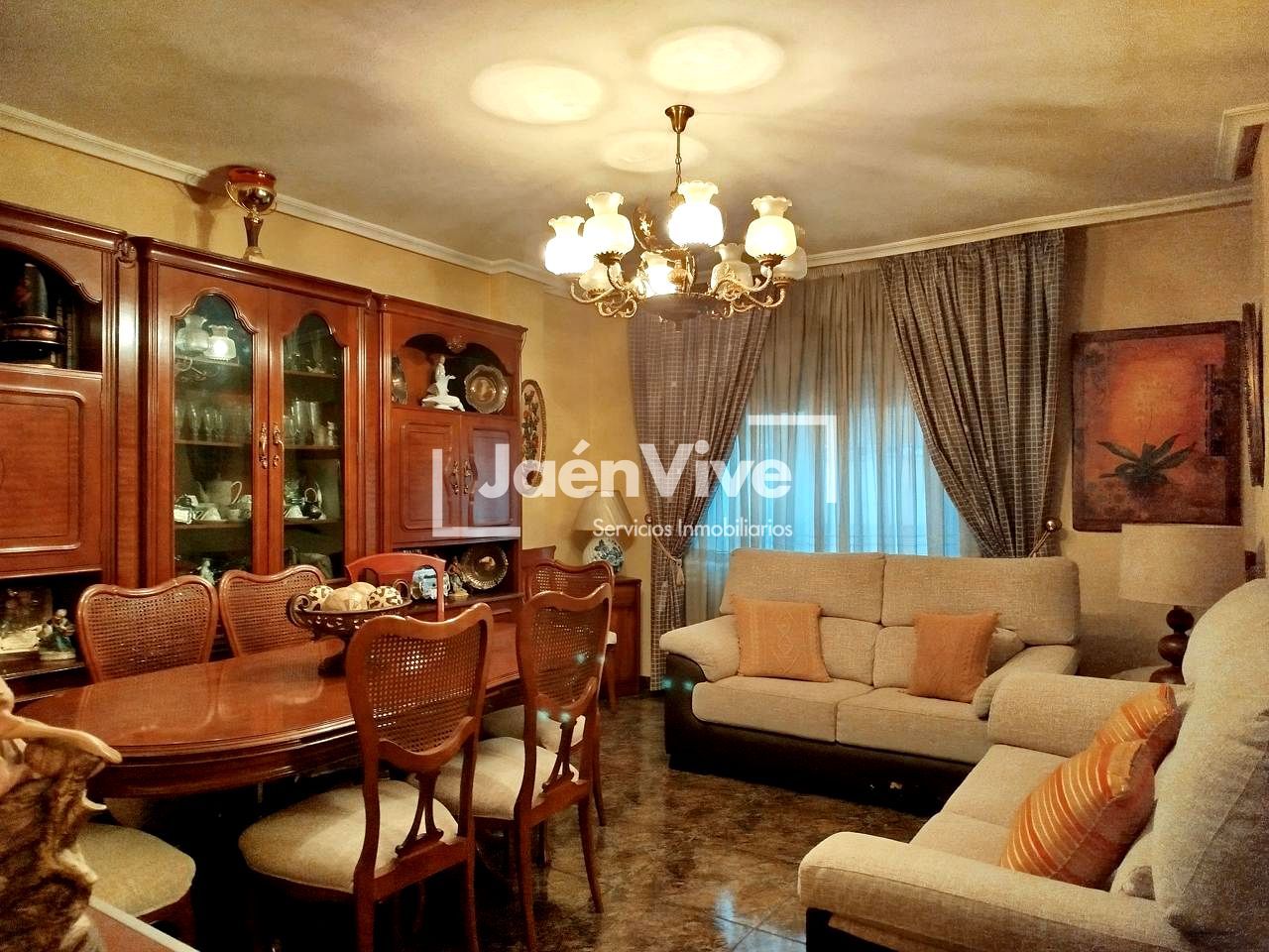 Living room of Flat for sale in  Jaén Capital  with Air Conditioner, Heating and Furnished