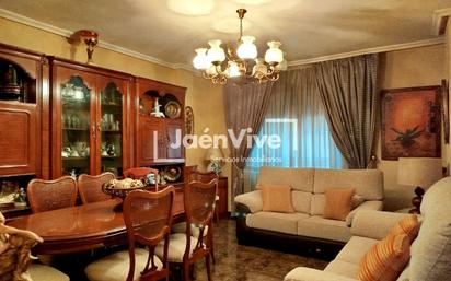 Living room of Flat for sale in  Jaén Capital  with Air Conditioner, Heating and Balcony