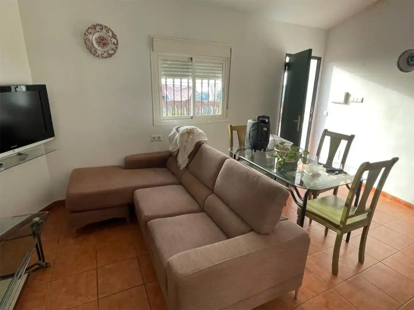 Sala d'estar de Finca rústica en venda en El Borge amb Piscina i Balcó
