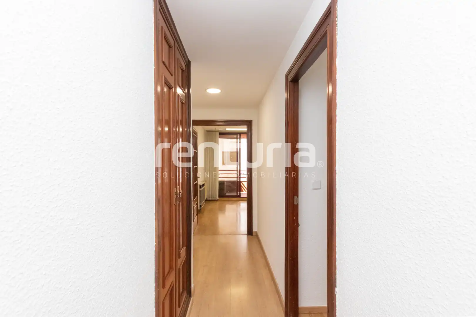 Piso en venta en Valencia con Aire acondicionado, Calefacción y Balcón