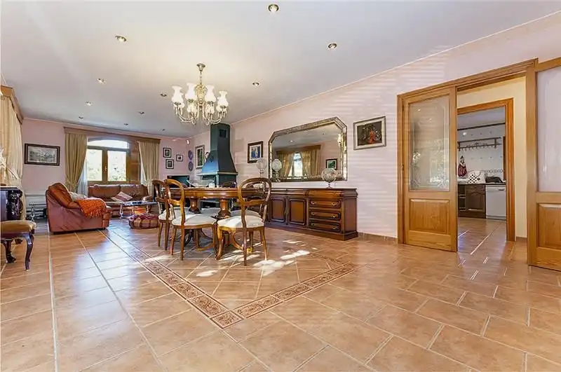 Comedor de Finca rústica en venta en  Palma de Mallorca con Calefacción, Jardín privado y Terraza