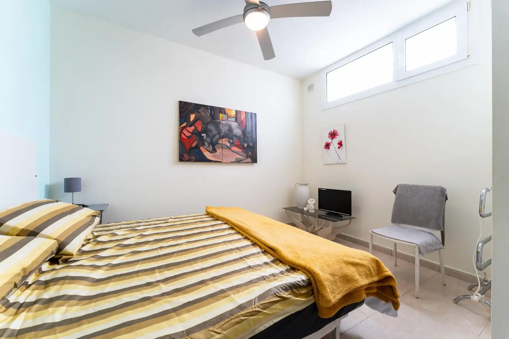 Habitación de Casa o chalet en venta en Vélez-Málaga con Piscina comunitaria