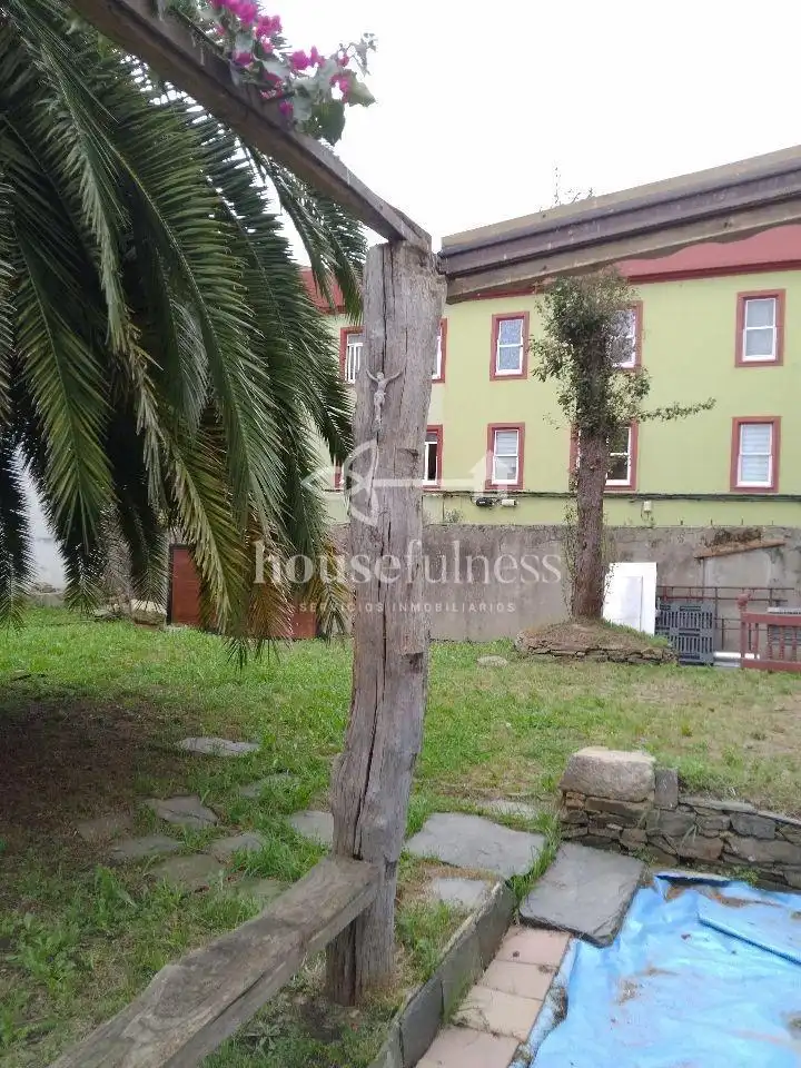 Casa o xalet en venda en Ferrol amb Calefacció, Jardí privat i Terrassa