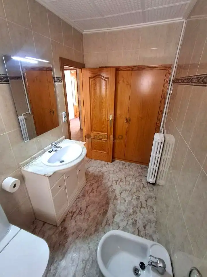 Bedroom of Ground floor for rent in Teruel  with Heating, Terrace and Furnished