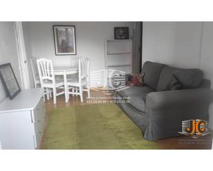 Living room of Flat to rent in Tortosa  with Air Conditioner, Parquet flooring and Furnished