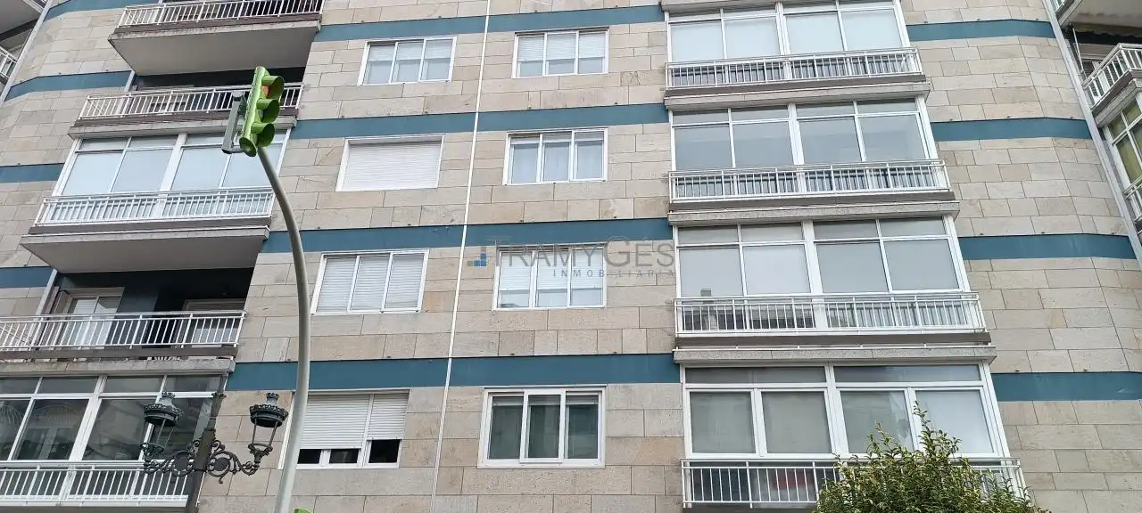 Exterior view of Office for sale in Vigo   with Heating
