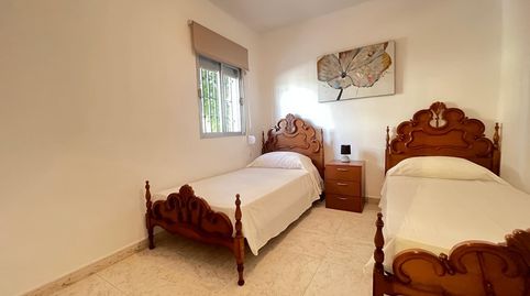 Foto 5 de Piso de alquiler en Avenida Virgen de Los Reyes, Centro - Doña Mercedes, Dos Hermanas