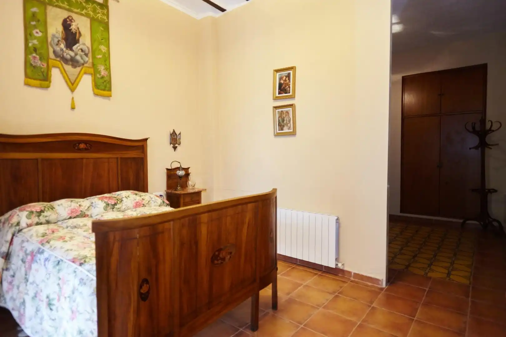 Dormitori de Casa o xalet en venda en Baeza amb Aire condicionat, Calefacció i Terrassa