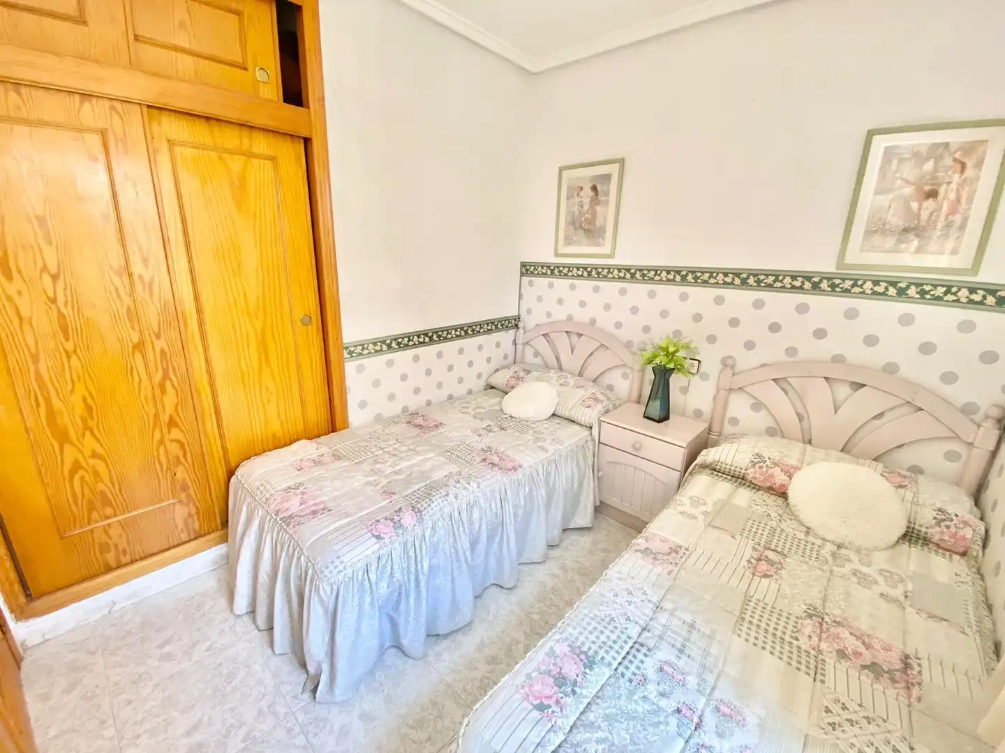 Habitación de Casa o chalet de alquiler en Torrevieja con Aire acondicionado, Calefacción y Jardín privado