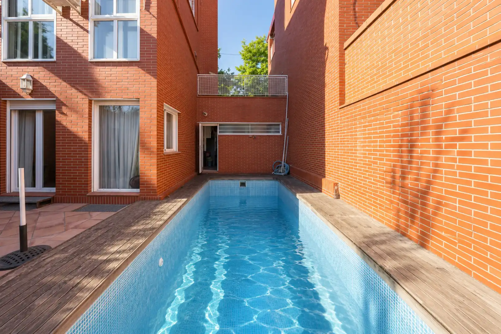 Piscina de Casa o chalet en venta en Madrid con Aire acondicionado, Calefacción y Terraza