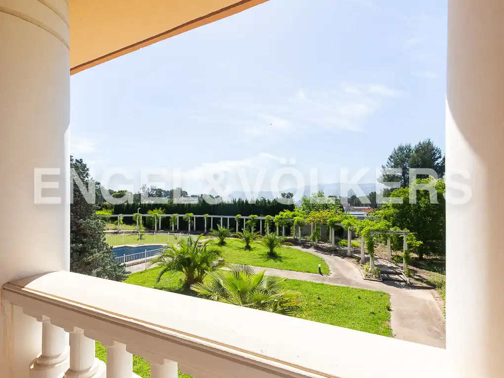 Garden of Houses for sale in Ontinyent  with Air Conditioner, Heating and Private garden