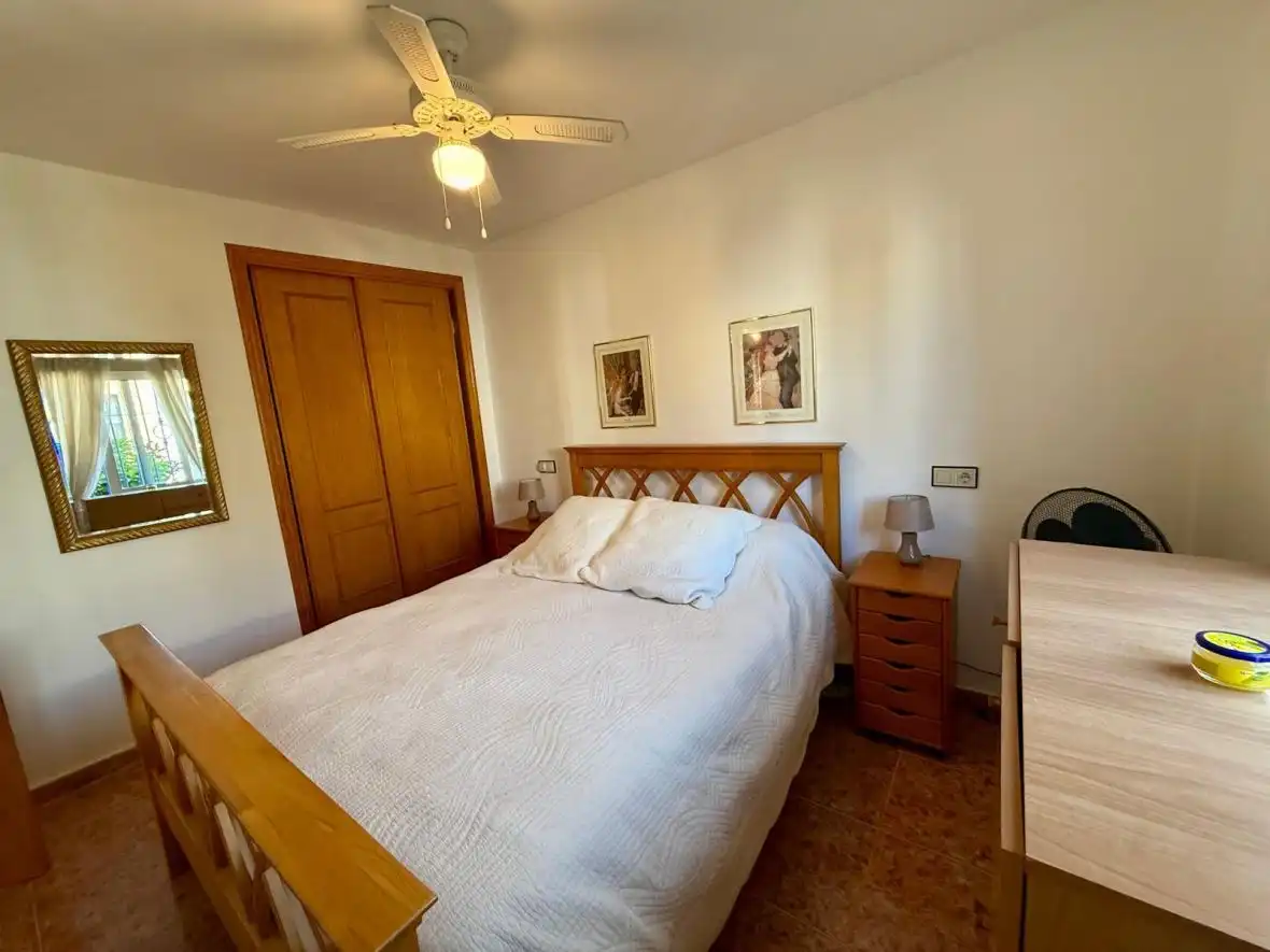 Habitación de Apartamento en venta en Santa Pola con Aire acondicionado, Calefacción y Terraza