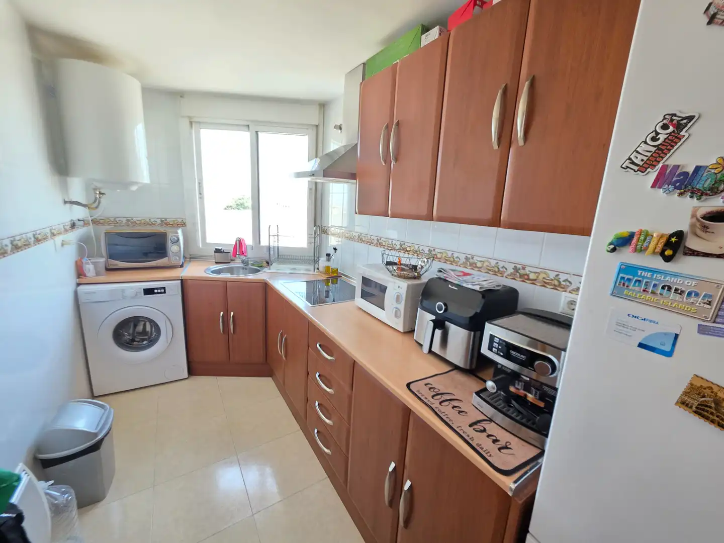 Cocina de Piso en venta en La Zubia con Calefacción, Parquet y Amueblado