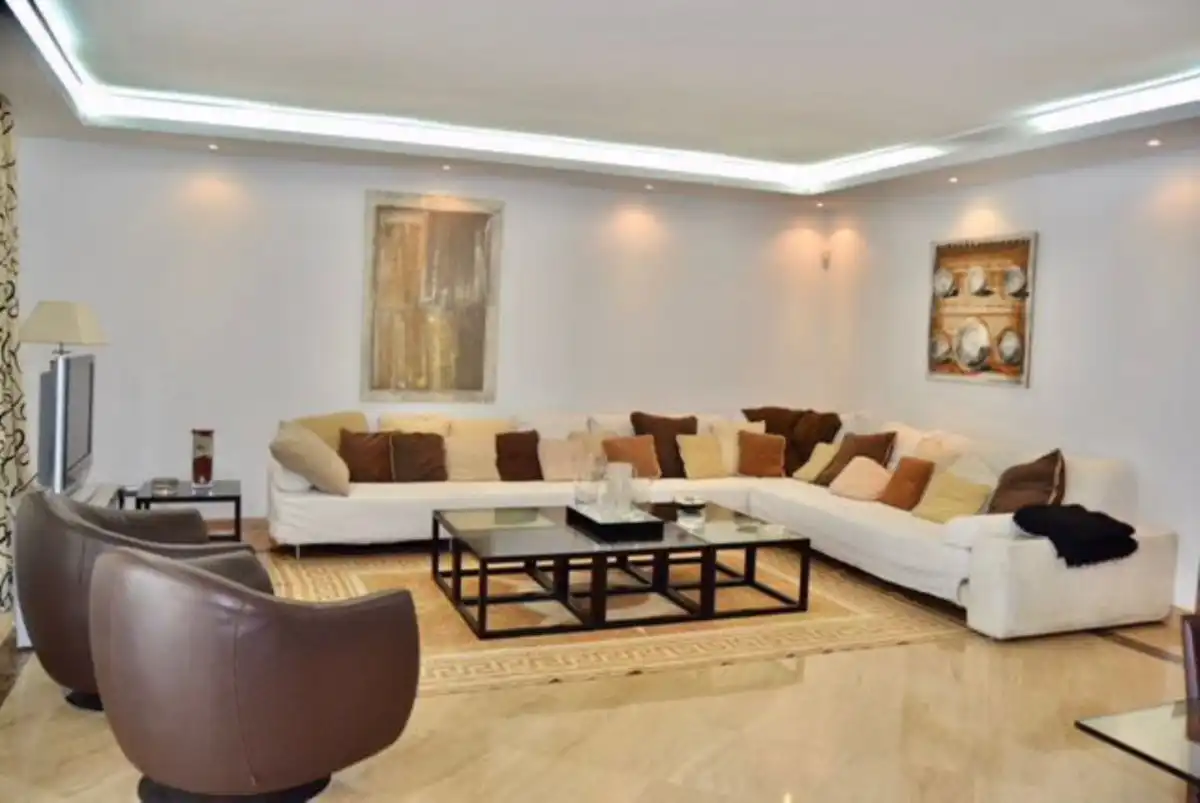 Ground floor for sale in Playa Bajadilla - Puertos