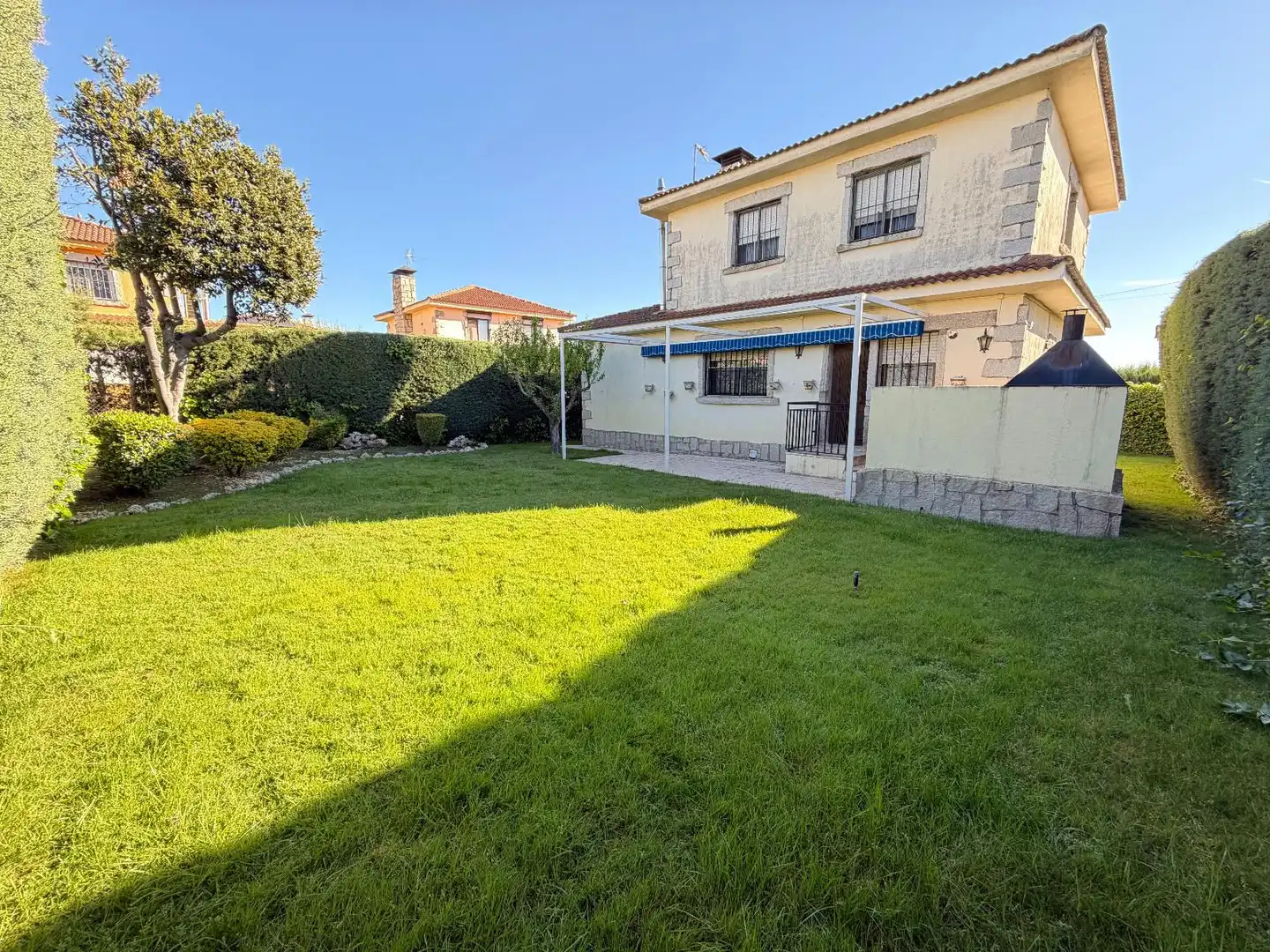Jardín de Casa o chalet en venta en Camarena con Aire acondicionado, Calefacción y Terraza