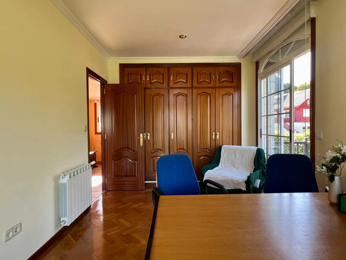 Houses for sale in Bergondo, A Coruña