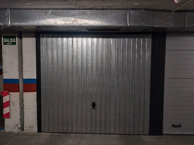 Aparcament de Garatge de lloguer en La Zubia