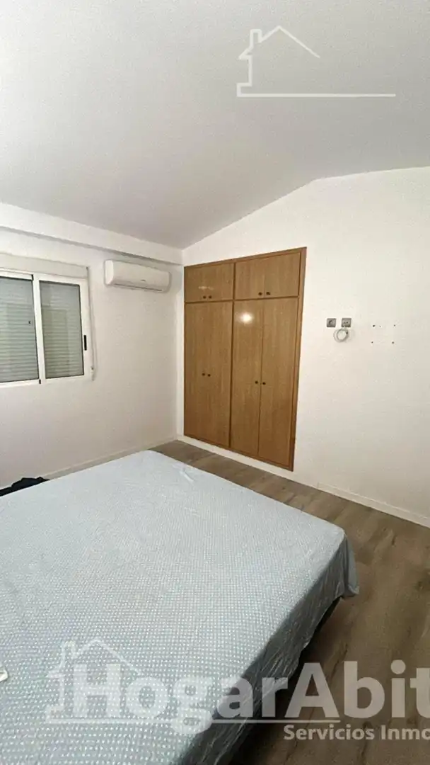 Habitación de Casa o chalet en venta en Chiva con Aire acondicionado, Calefacción y Jardín privado