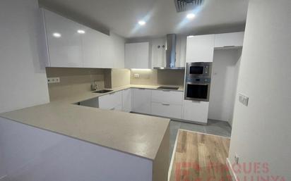 Cuina de Planta baixa en venda en Girona Capital amb Terrassa