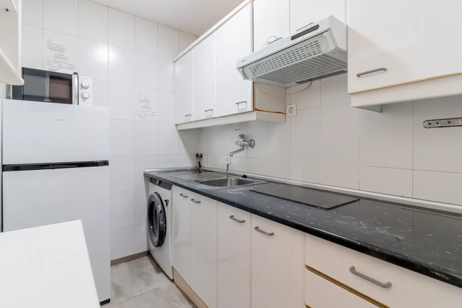 Kitchen of Ground floor for sale in Madrid  with Furnished