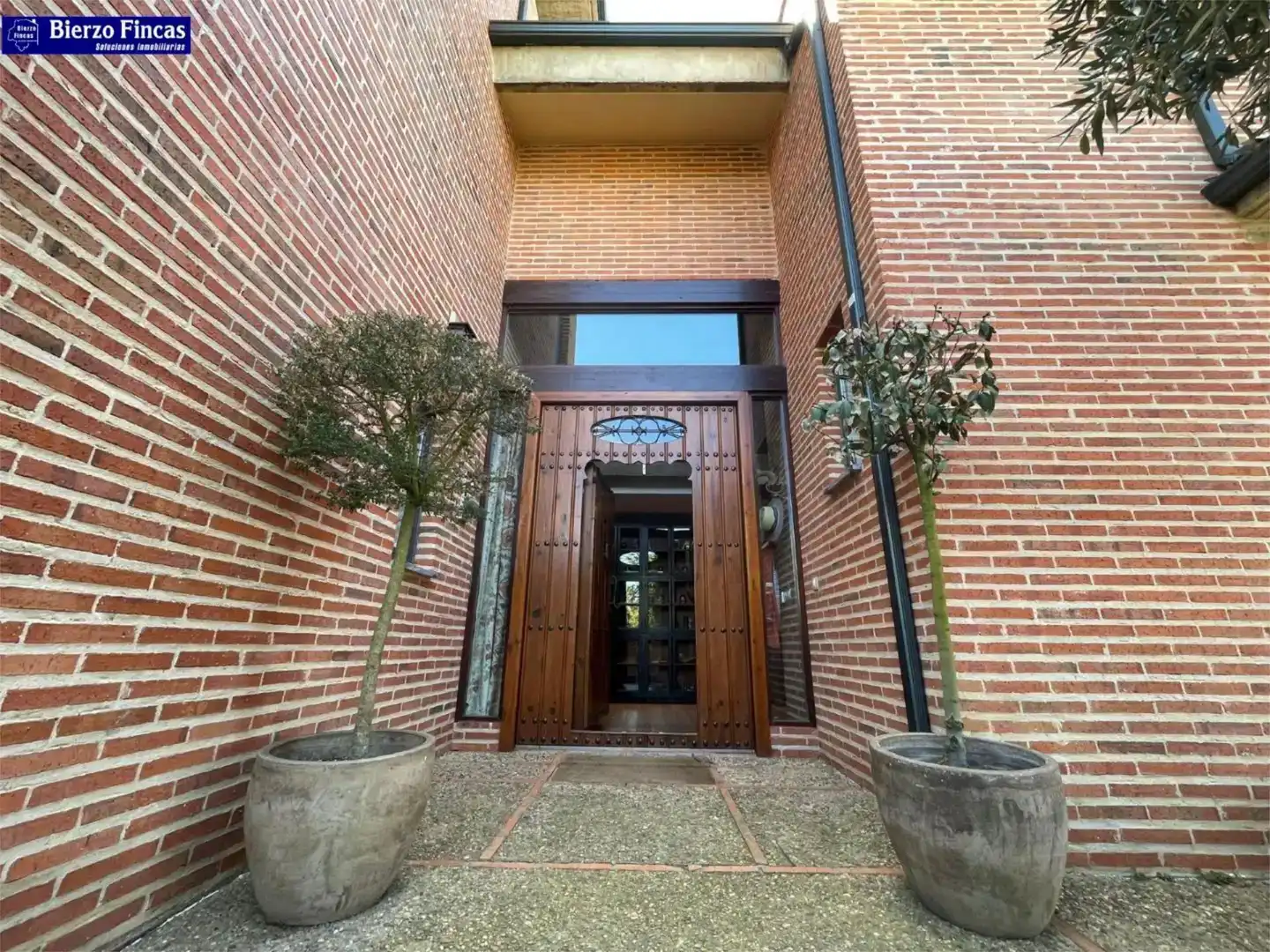 Pis en venda en Valverde de la Virgen amb Jardí privat, Parquet i Traster