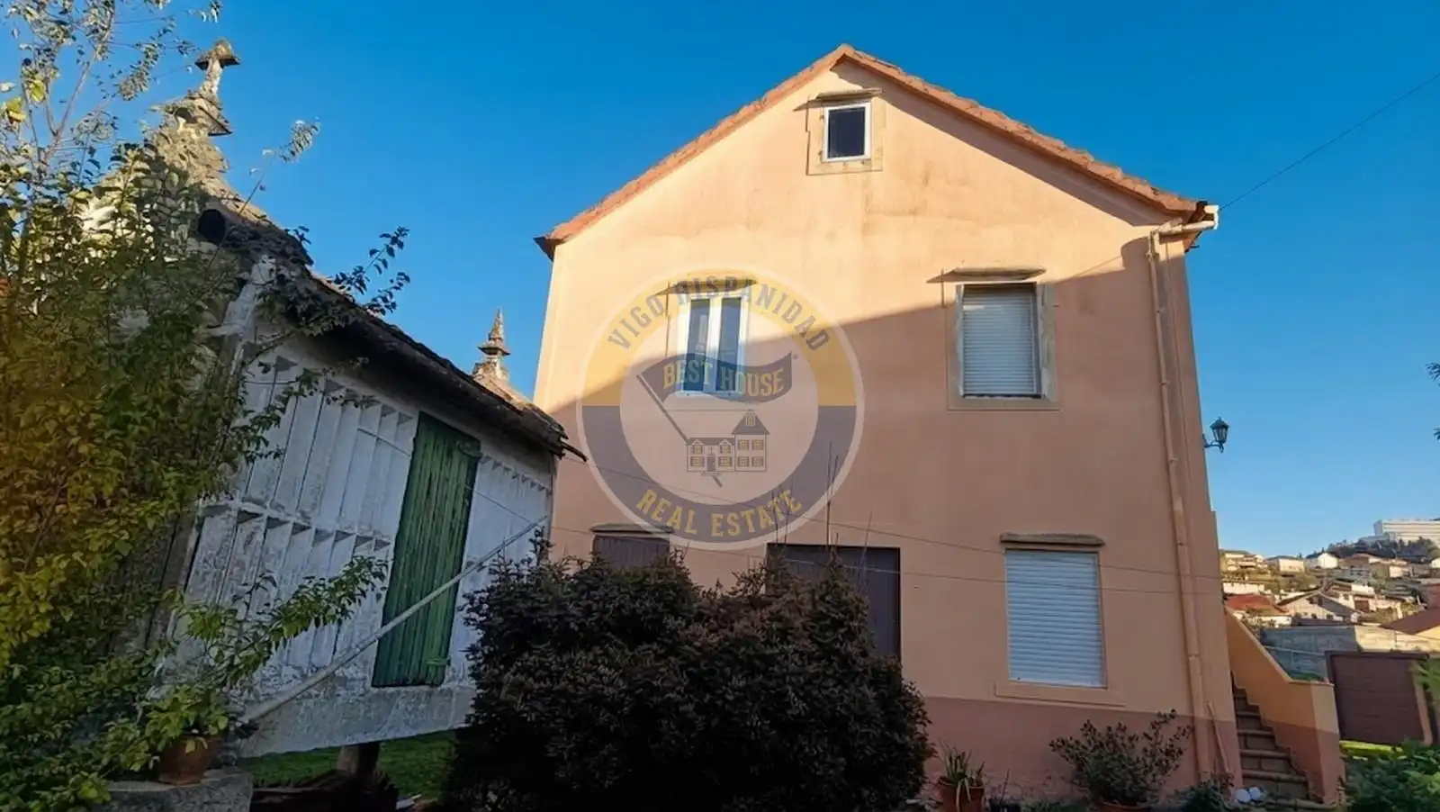 Exterior view of Houses for sale in Bembrive