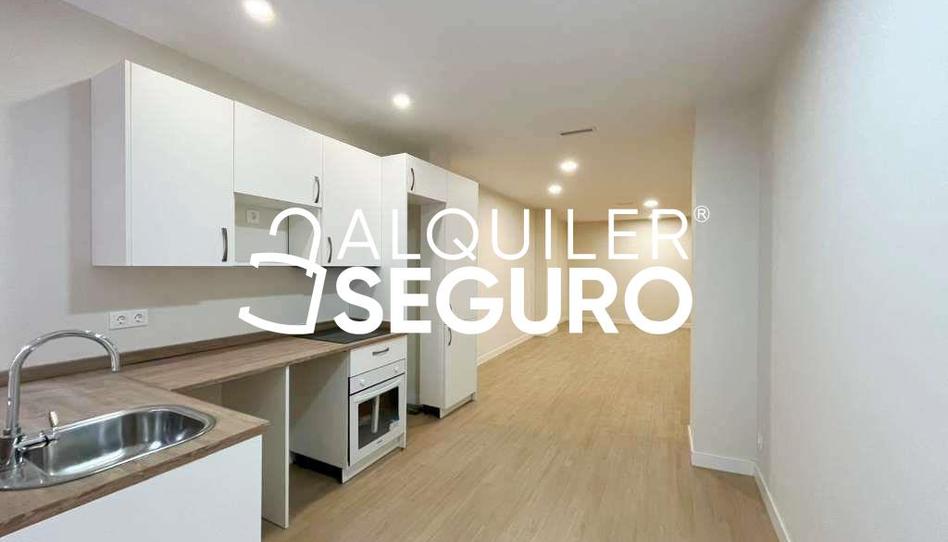 Photo 1 of Flat to rent in De Los Pinos, Chorrillo, Madrid