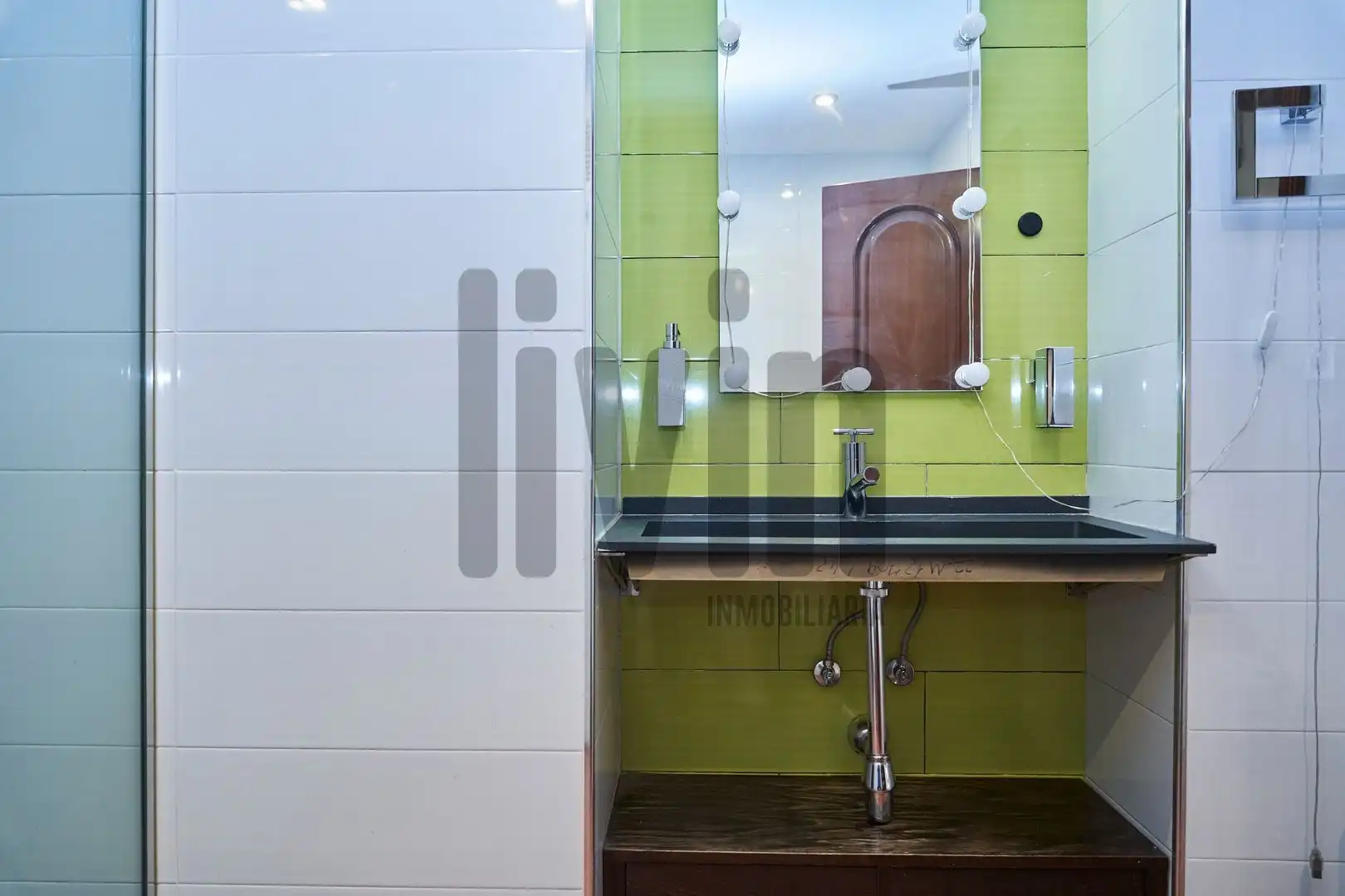 Bathroom of Houses for sale in Jaén  with Air Conditioner, Heating and Terrace