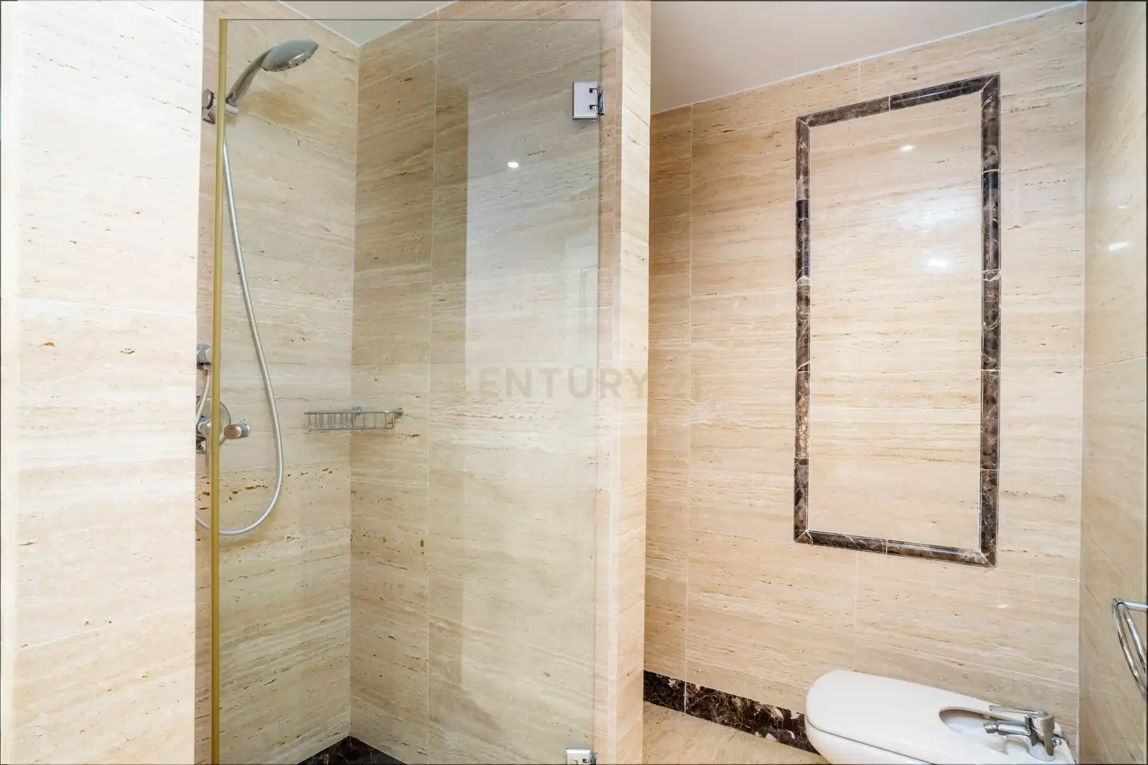 Bany de Apartament en venda en Marbella amb Aire condicionat, Traster i Rentadora