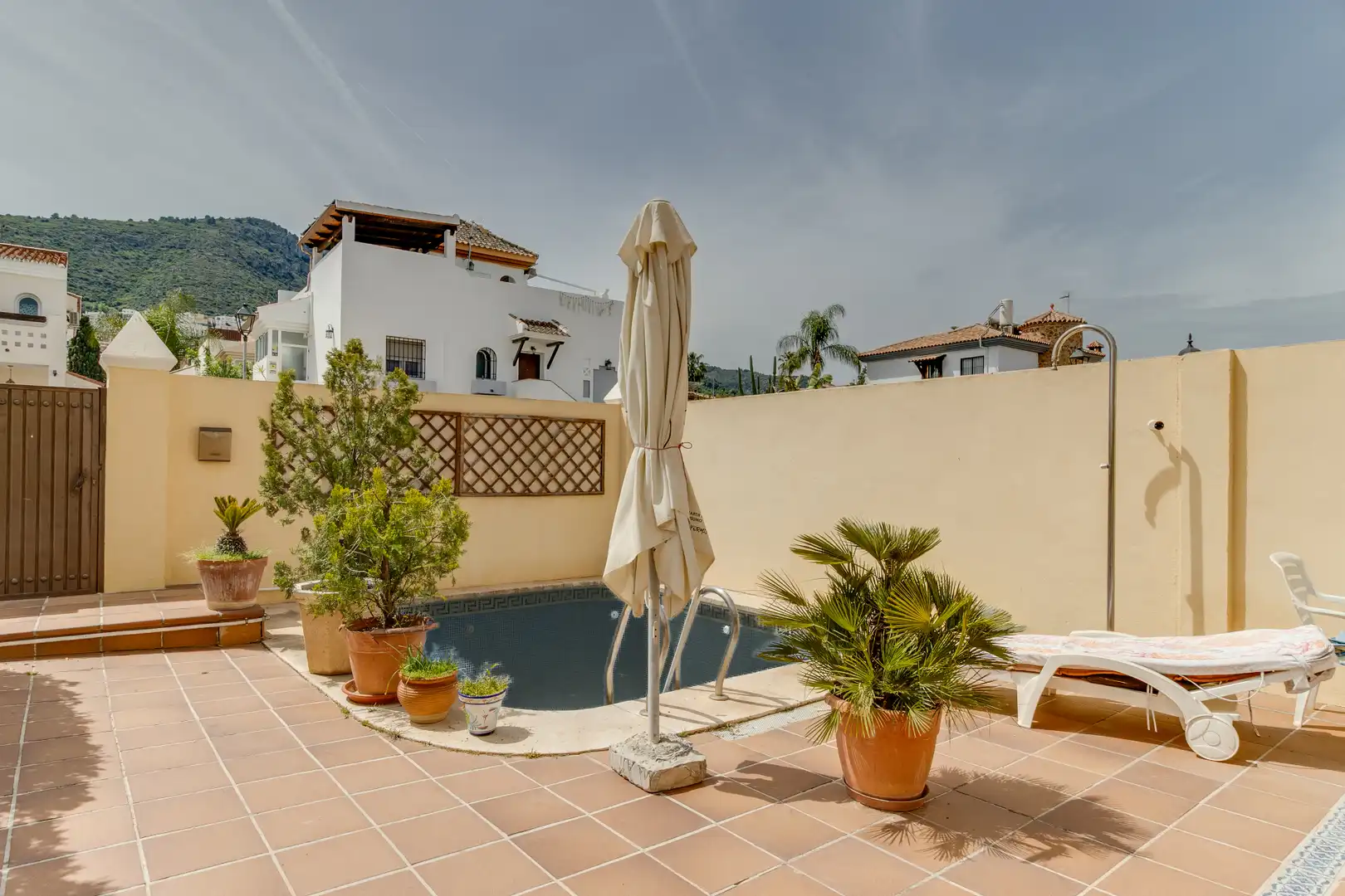 Terrassa de Casa adosada en venda en Alhaurín de la Torre amb Aire condicionat, Jardí privat i Terrassa