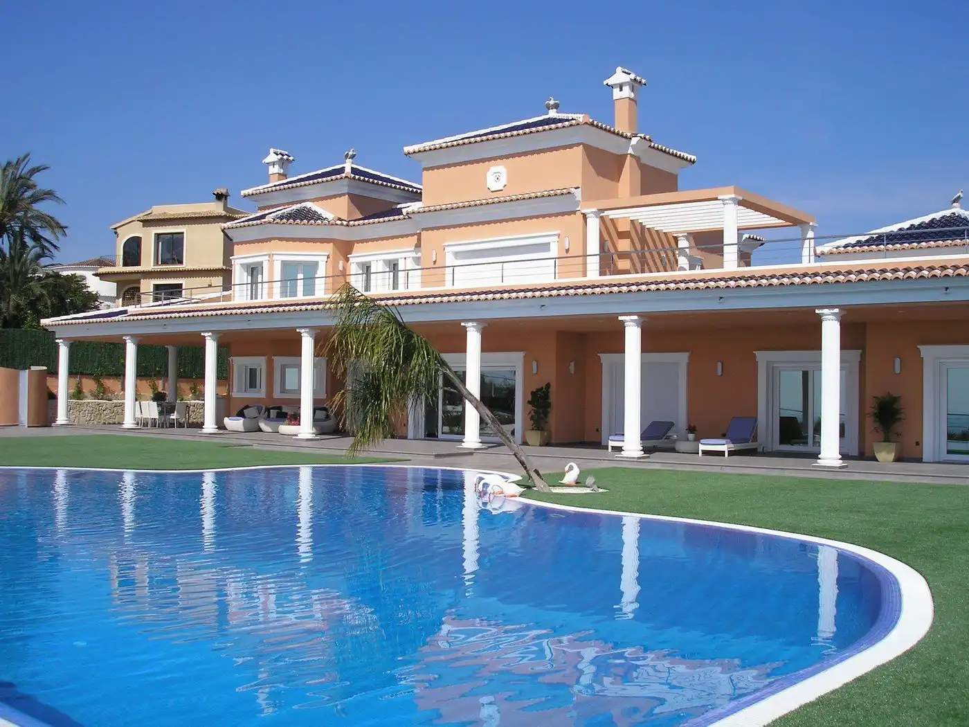 Detached house with pool for sale in El Portet - Pla de Mar