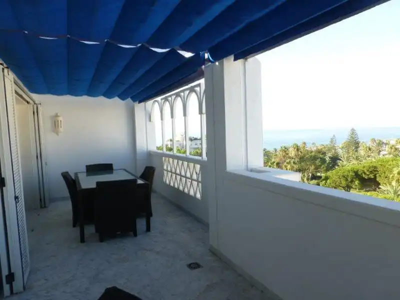 Ático con piscina en venta en Nueva Andalucía, imagen 4