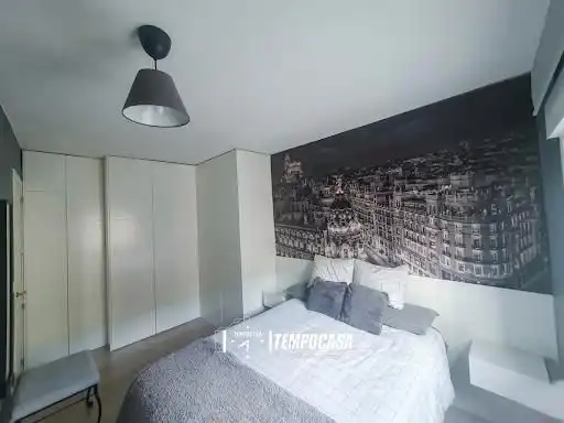 Schlafzimmer von Wohnung zum Verkauf in Madrid mit Klimaanlage und Möbliert