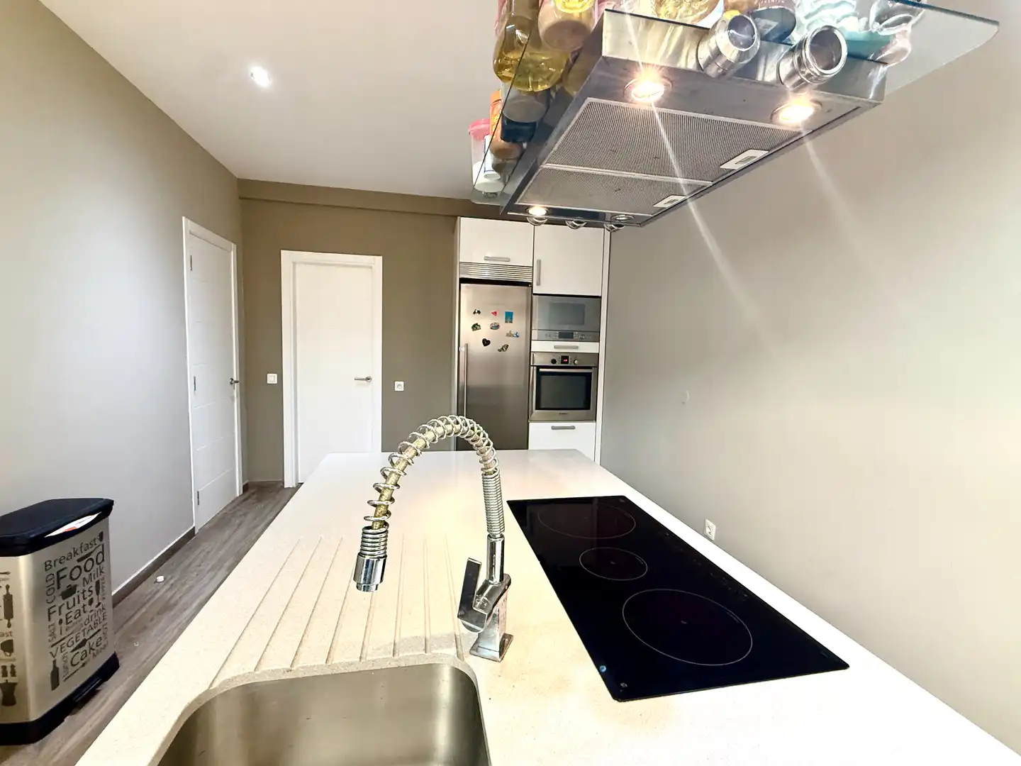 Cocina de Casa adosada en venta en Las Palmas de Gran Canaria con Parquet, Terraza y Trastero