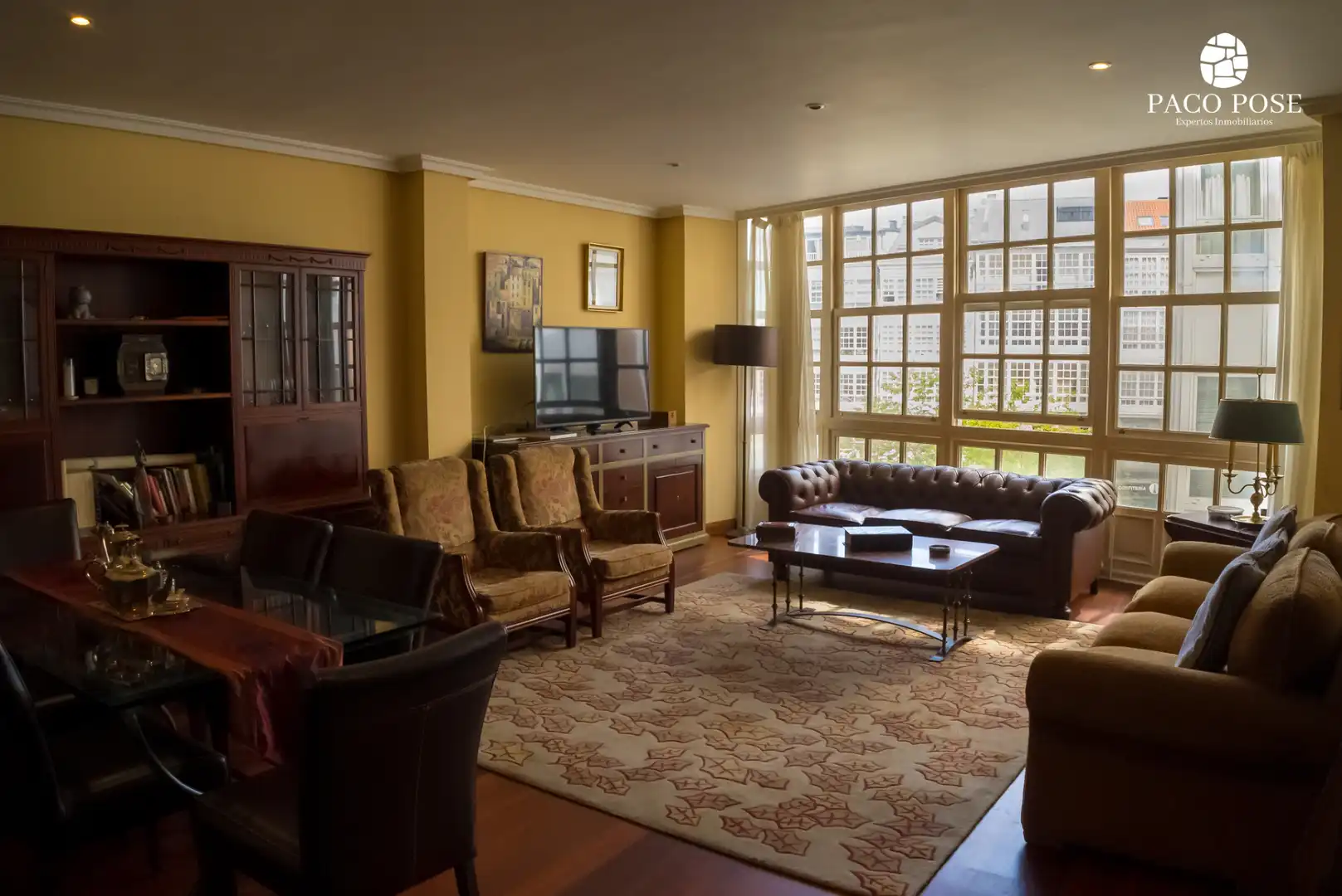 Sala de estar de Piso en venta en A Coruña Capital  con Calefacción, Trastero y Amueblado