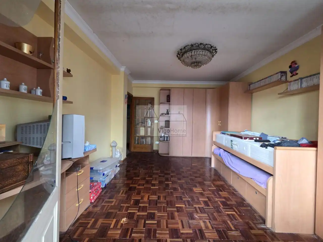 Schlafzimmer von Wohnung zum Verkauf in Vigo  mit Terrasse und Balkon