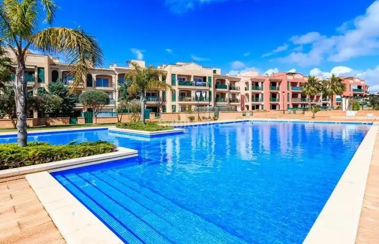 Piscina de Apartament en venda en Llucmajor amb Aire condicionat, Terrassa i Traster