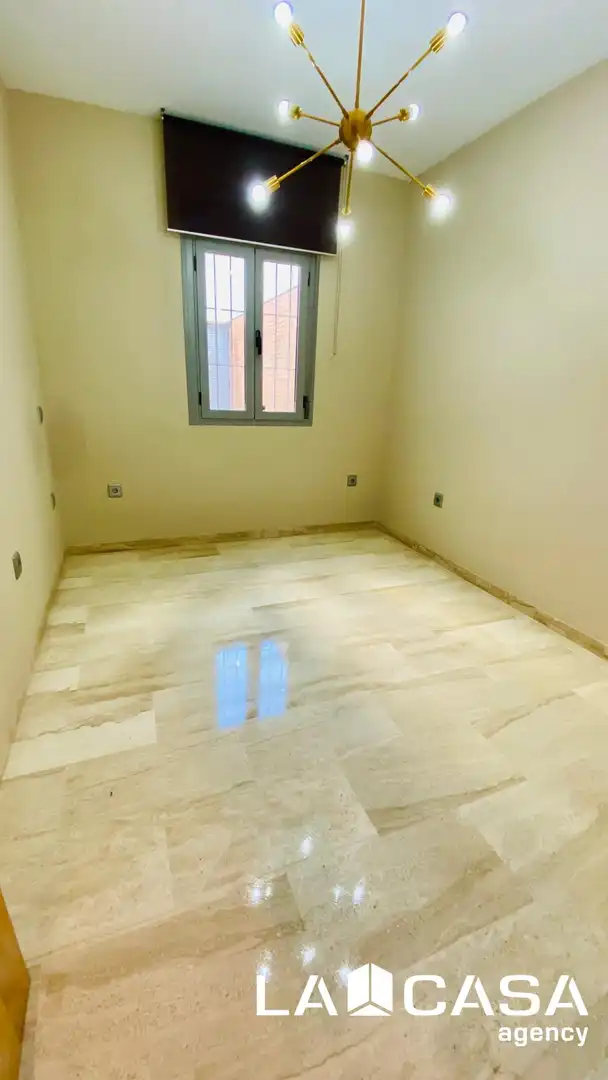Wohnung zur Miete in Calle BOTICA, Arenal - La Pólvora