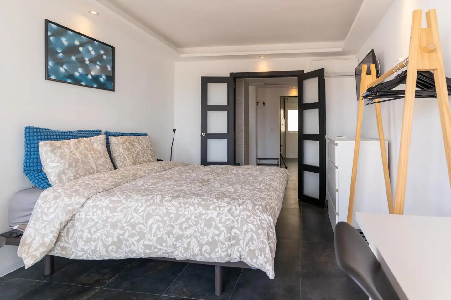 Schlafzimmer von Wohnung zum Verkauf in Santa Pola mit Klimaanlage und Terrasse
