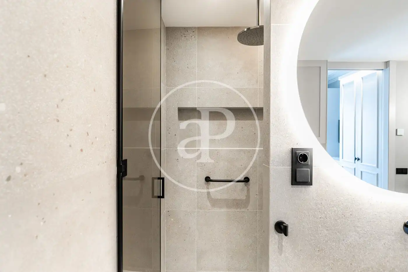 Appartamento con terrazza in affitto a Pg. de Gràcia, imagen 42