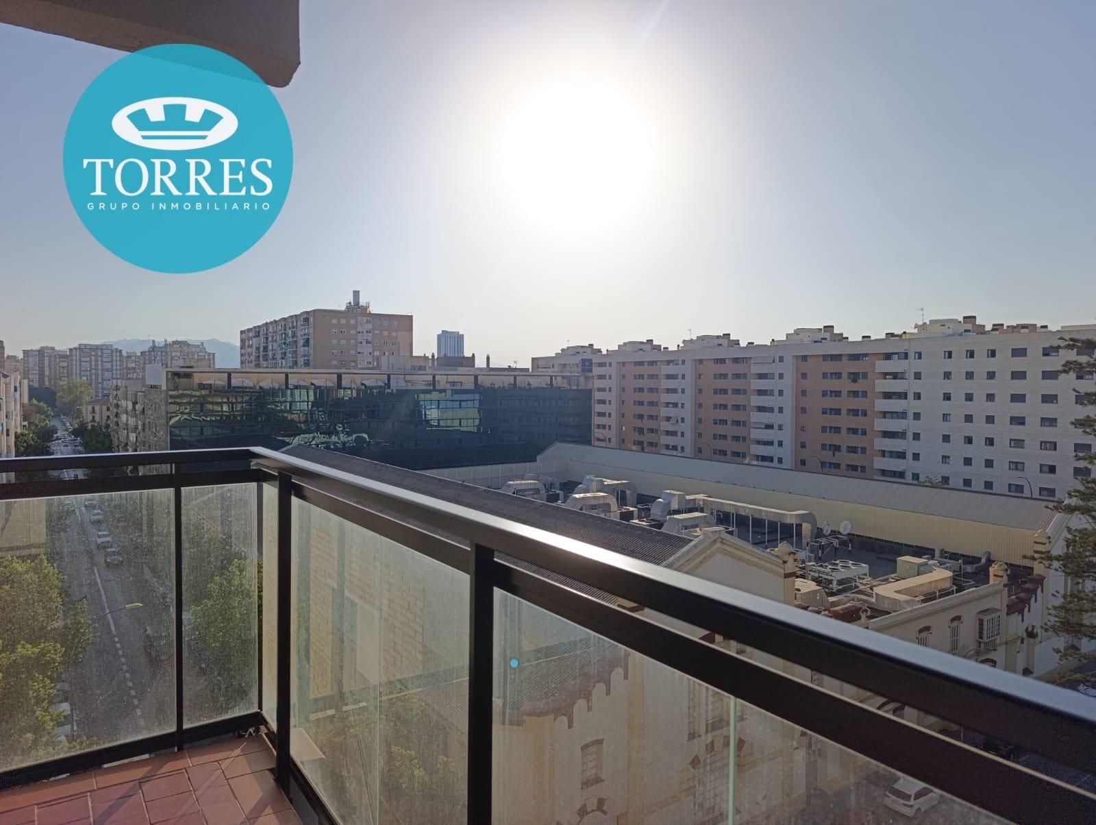 Piso en venta en Parque Ayala - Jardín de la Abadía - Huelín , Carretera de Cádiz