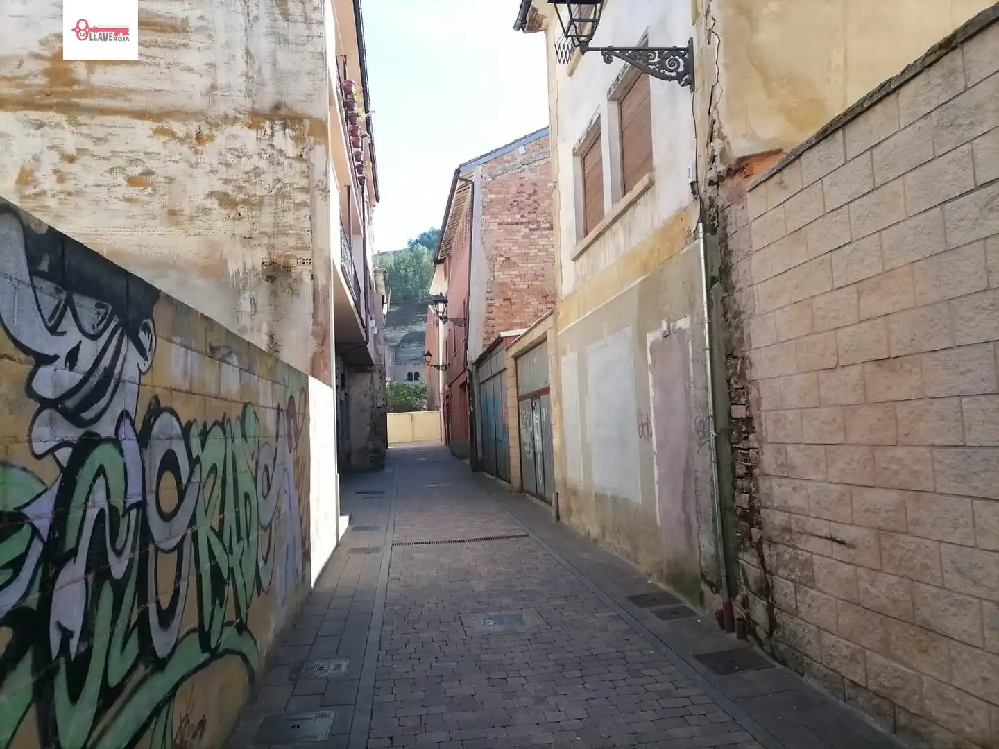 Vista exterior de Edificio en venta en Belorado