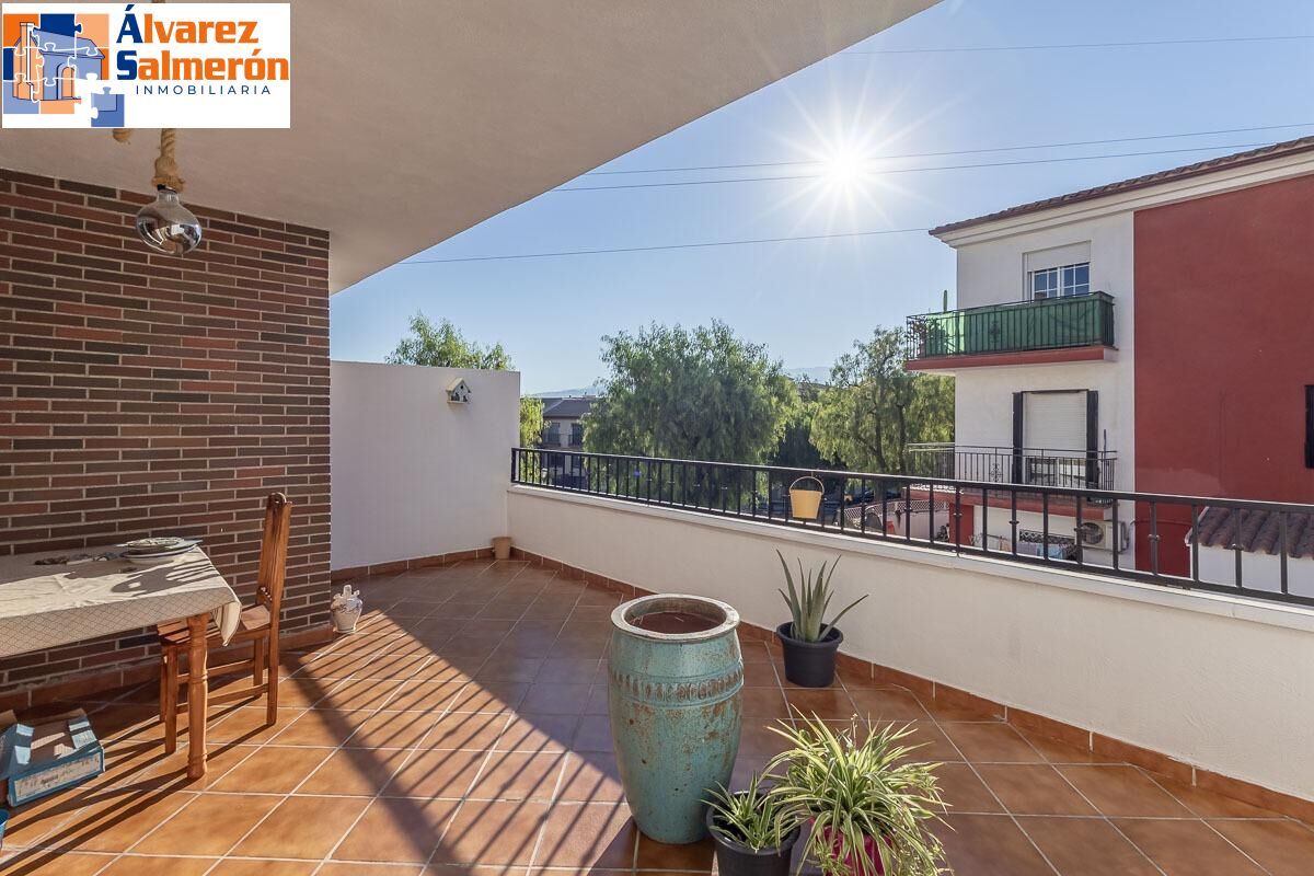 Terrassa de Pis en venda en Las Gabias amb Terrassa i Traster
