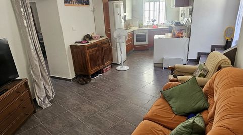 Foto 4 de Casa adosada en venta en Martos, Jaén