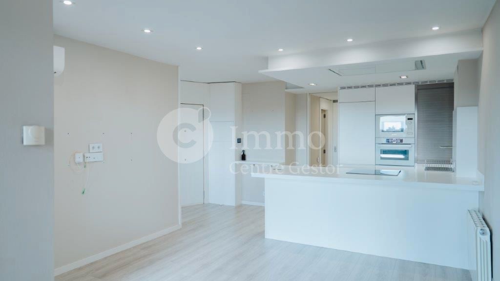 Kitchen of Flat for sale in  Lleida Capital  with Air Conditioner, Heating and Parquet flooring