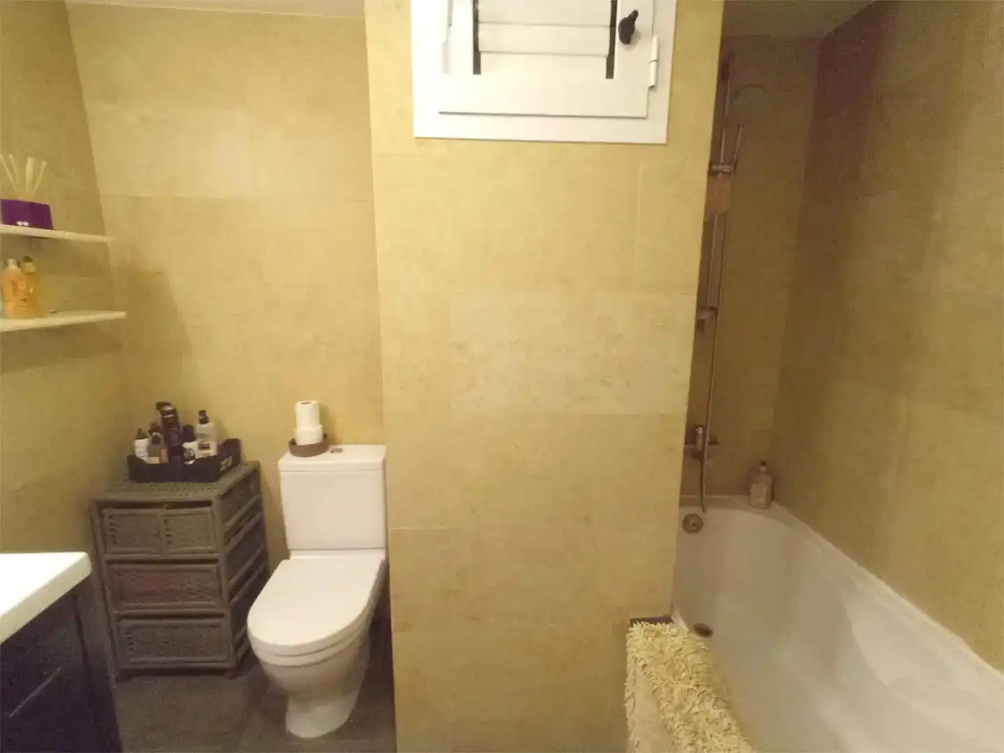 Baño de Piso en venta en Mataró con Aire acondicionado y Balcón