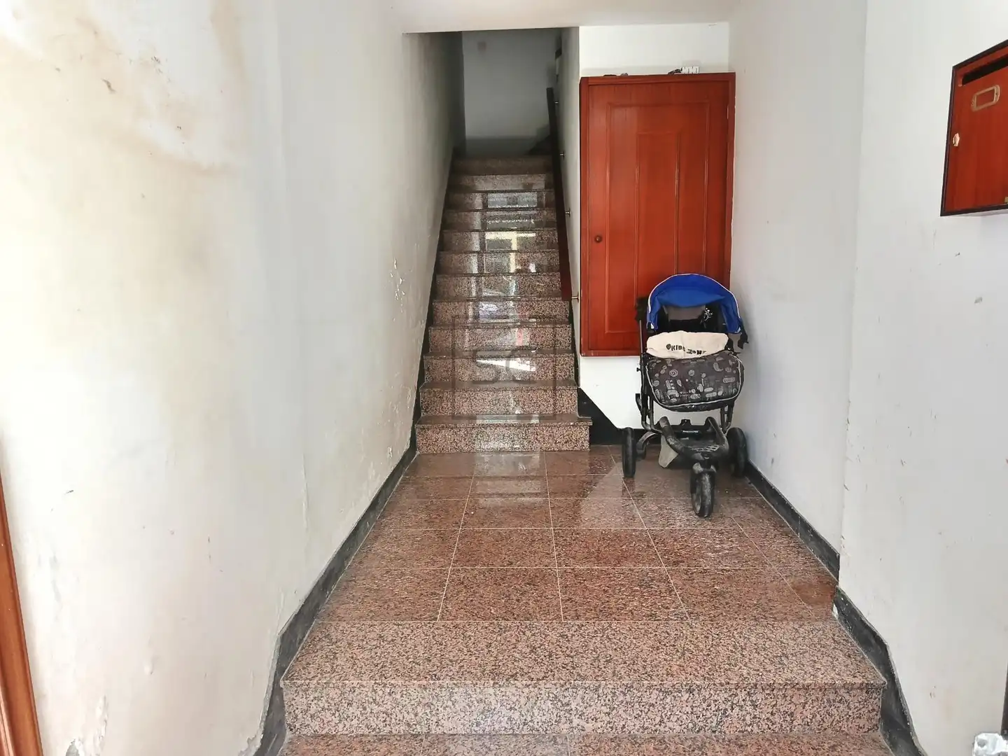 Piso en venta en Ferrol con Calefacción, Terraza y Amueblado